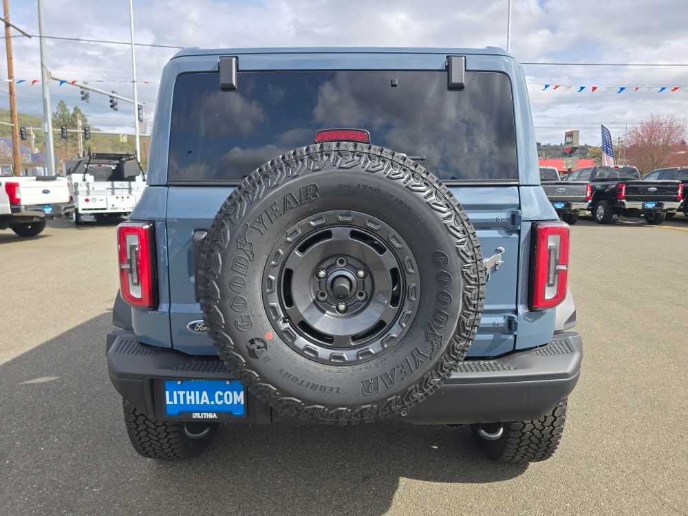 Thumbnail: 2025 Ford Bronco - 4