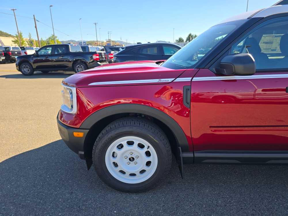 Thumbnail: 2025 Ford Bronco Sport - 18