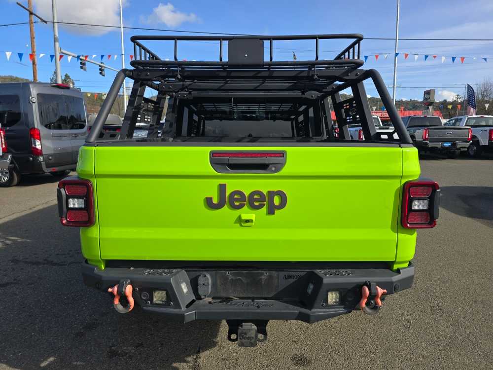 Thumbnail: 2021 Jeep Gladiator - 4