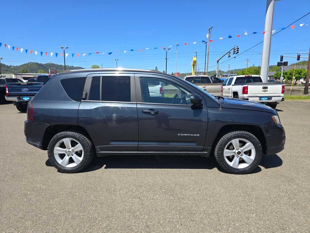 Thumbnail: 2014 Jeep Compass - 6