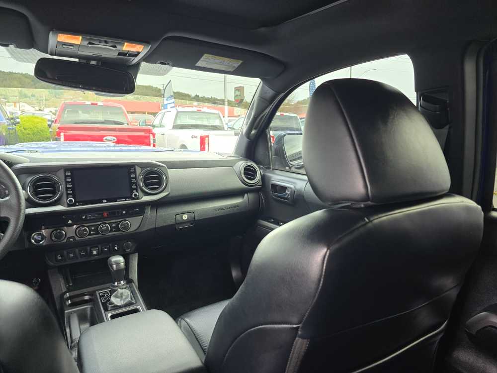 Thumbnail: 2023 Toyota Tacoma - 14