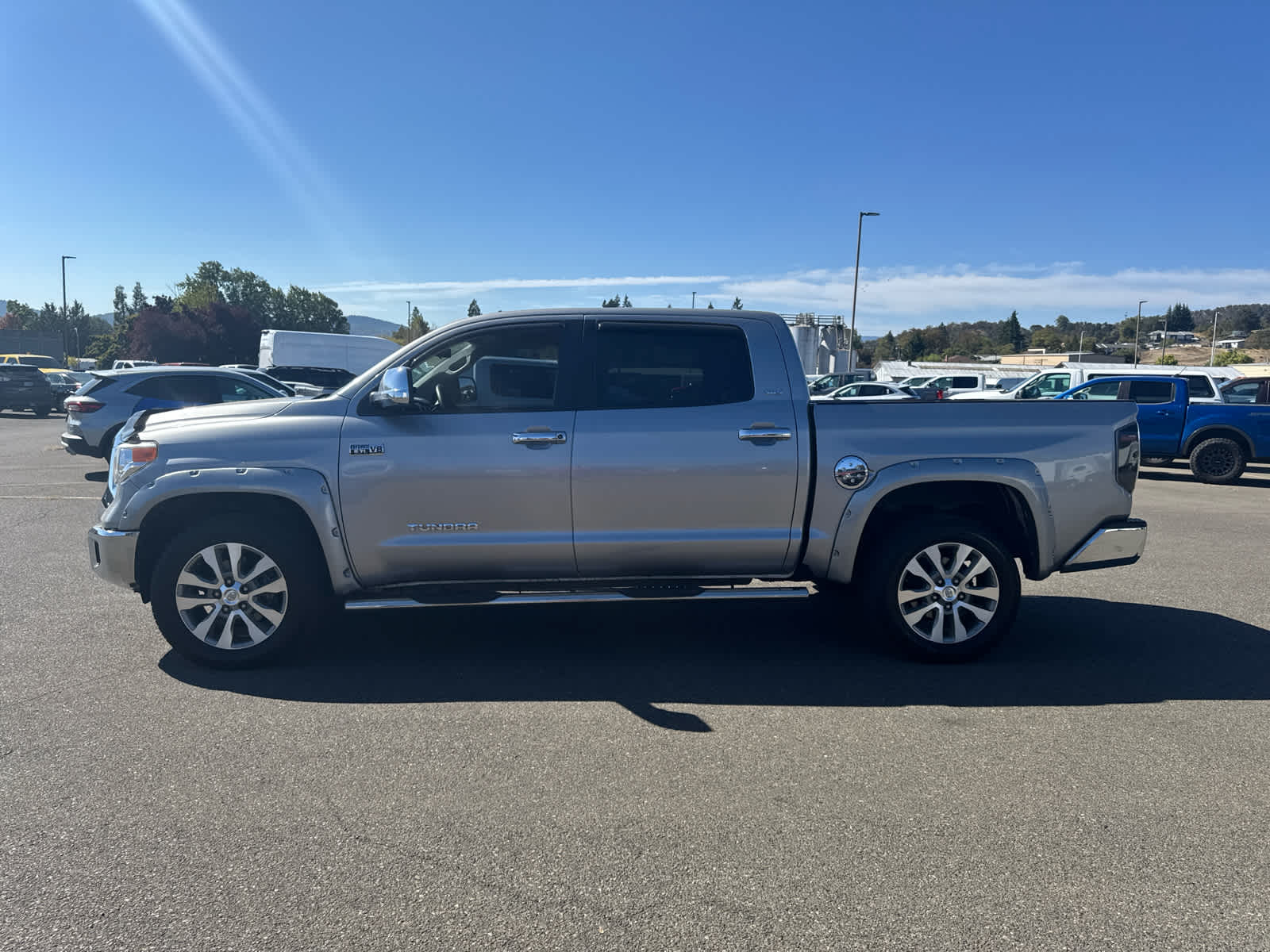 Thumbnail: 2015 Toyota Tundra - 2