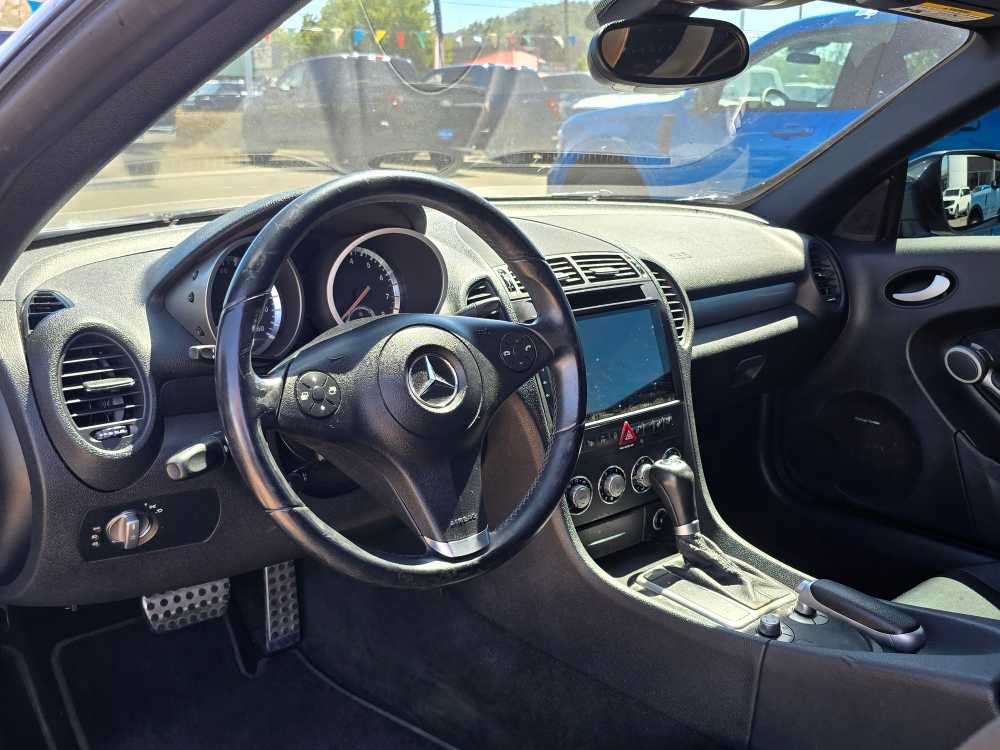 Thumbnail: 2010 Mercedes-Benz SLK - 10
