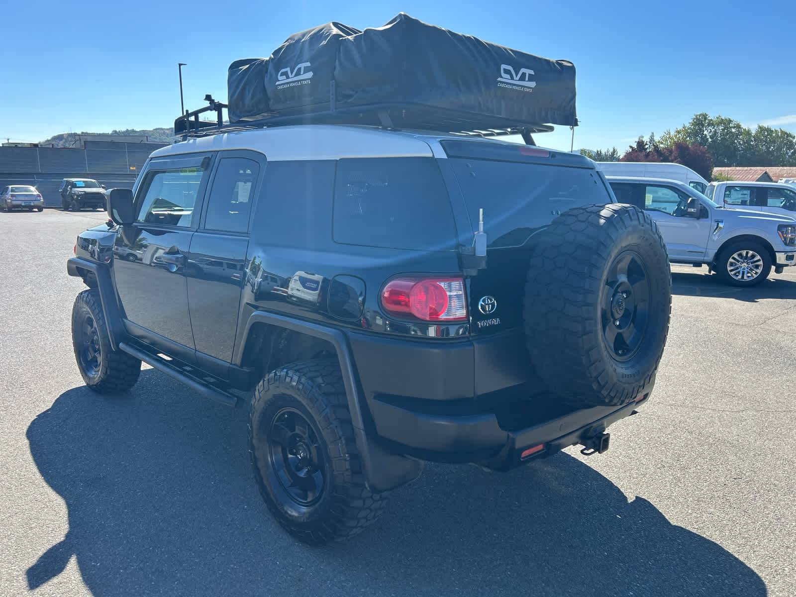 Thumbnail: 2008 Toyota FJ Cruiser - 3