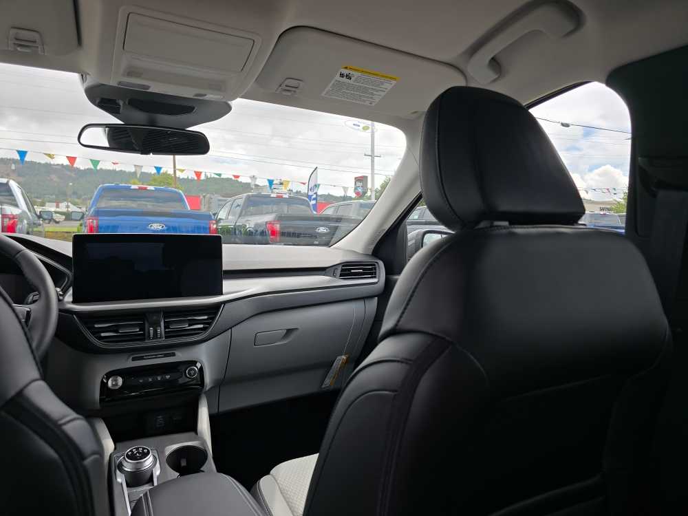 Thumbnail: 2025 Ford Escape - 8