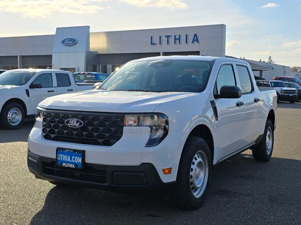 New 2025 Ford Maverick XL Truck SuperCrew