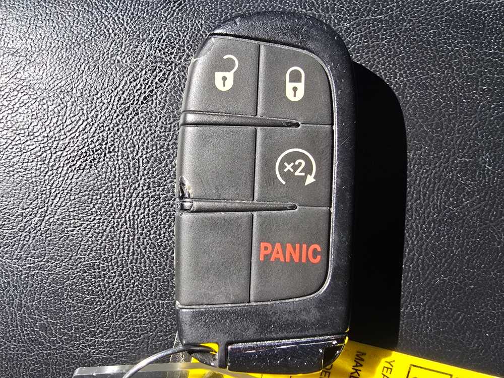 Thumbnail: 2023 Jeep Compass - 21