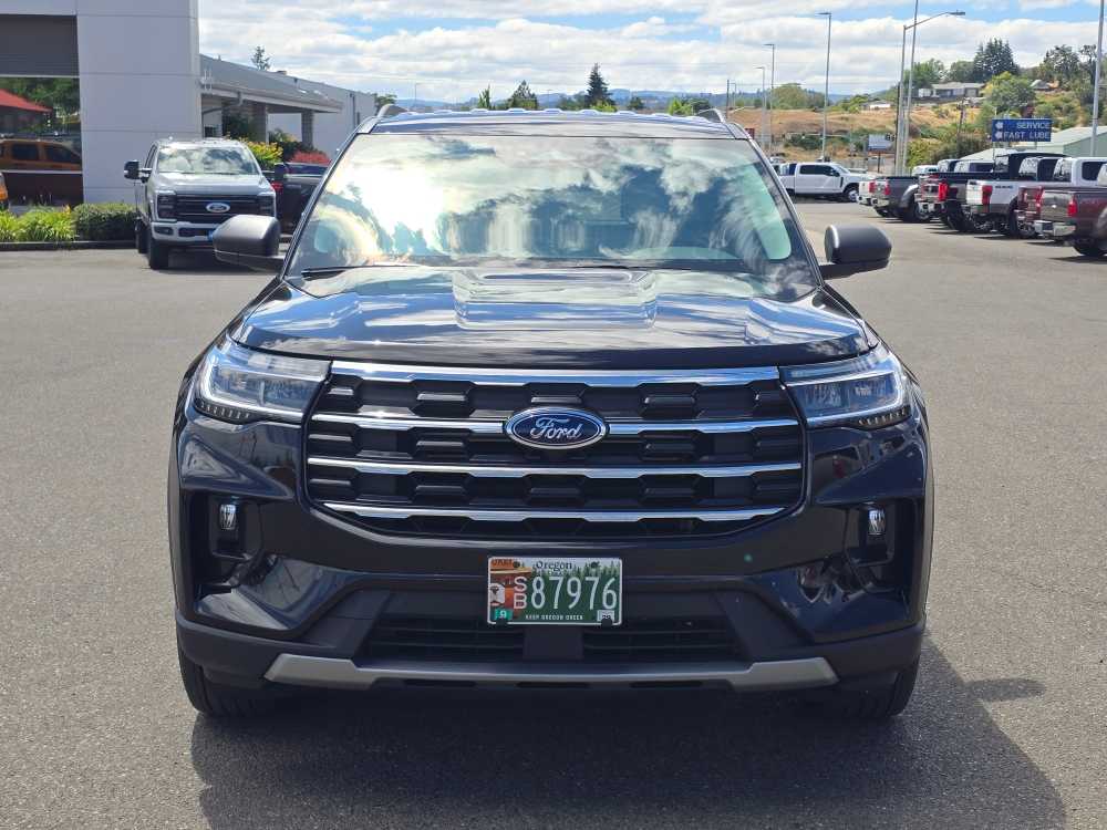 Thumbnail: 2025 Ford Explorer - 5