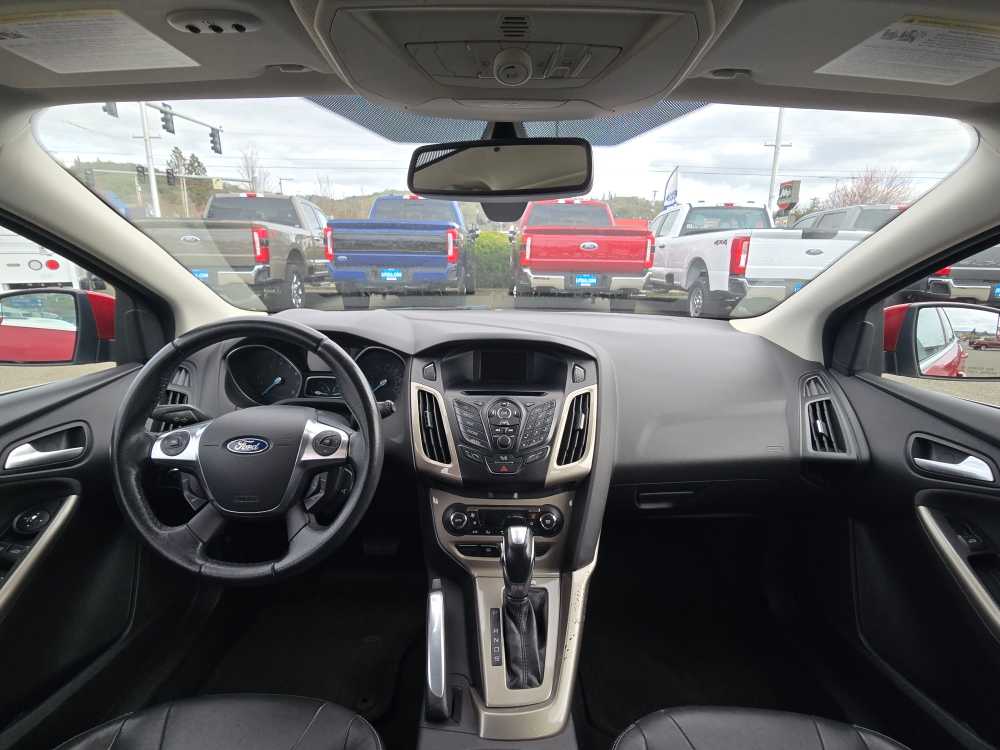 Thumbnail: 2012 Ford Focus - 16