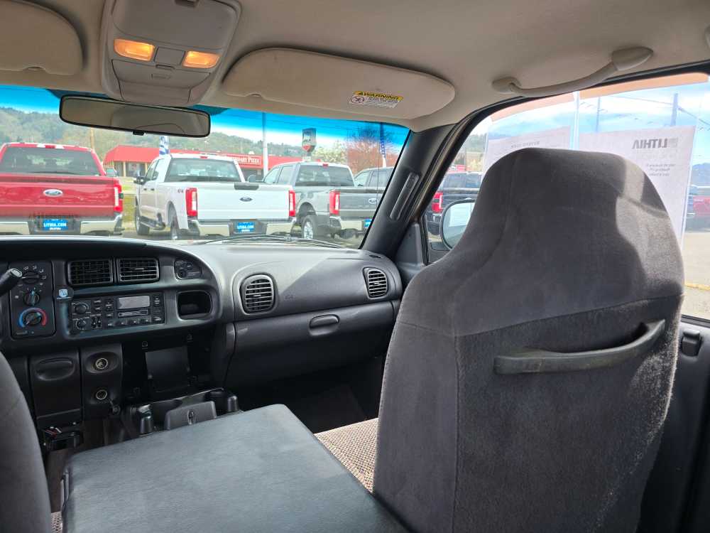 Thumbnail: 2001 Dodge Ram 1500 - 15