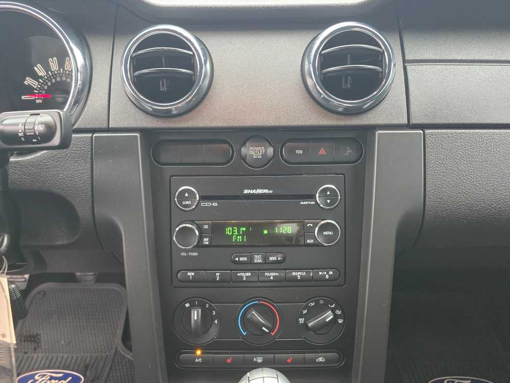 Thumbnail: 2008 Ford Mustang - 12