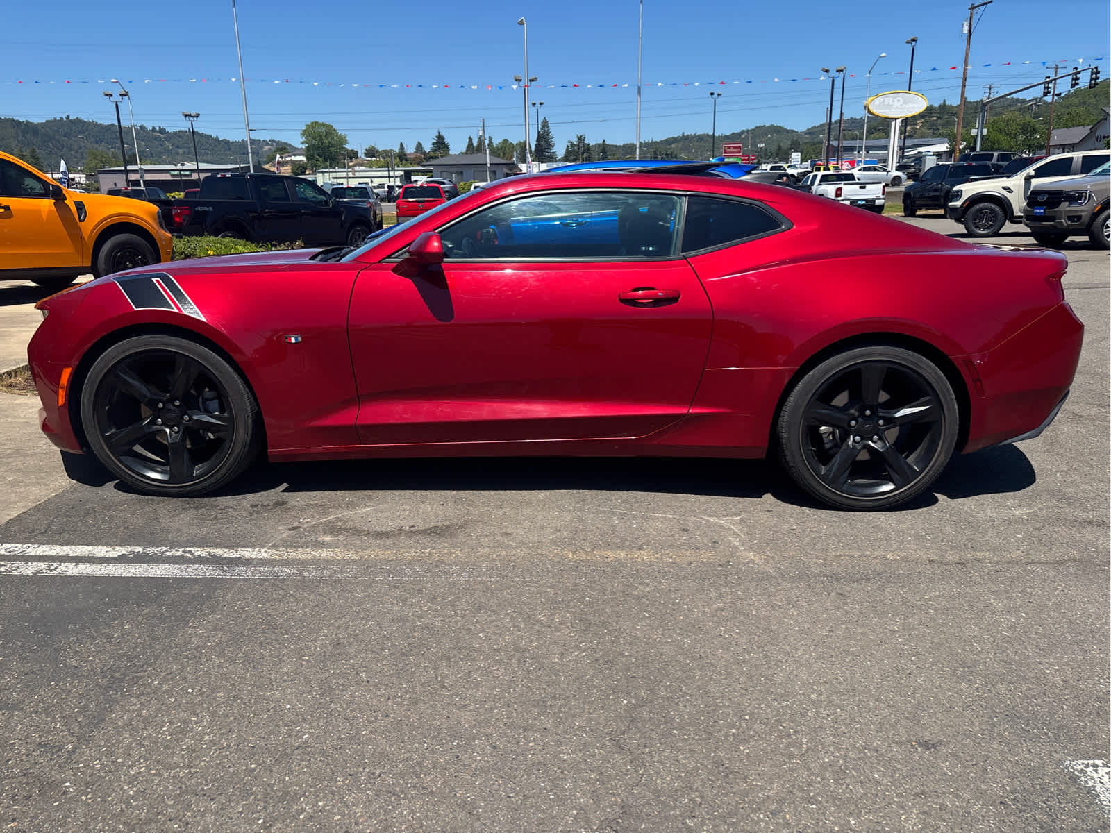 Thumbnail: 2017 Chevrolet Camaro - 2