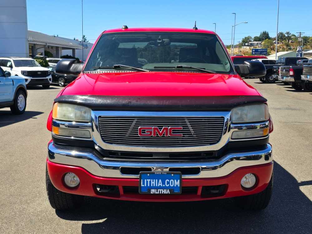 Thumbnail: 2004 GMC Sierra 2500 - 8