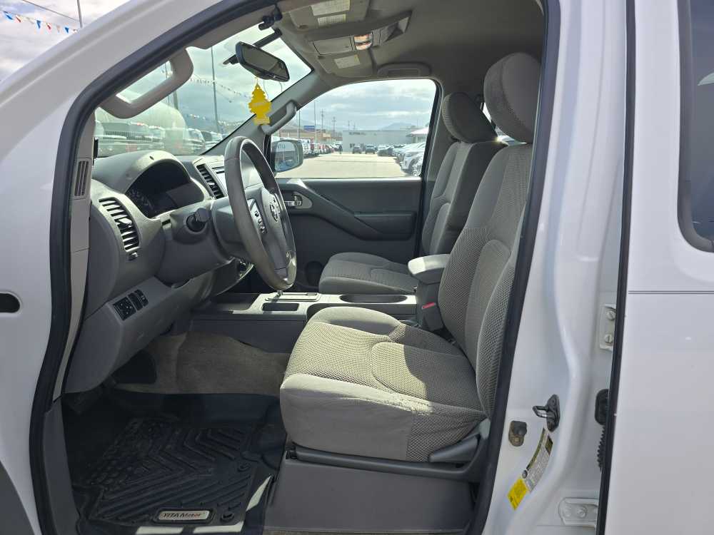 Thumbnail: 2012 Nissan Frontier - 9