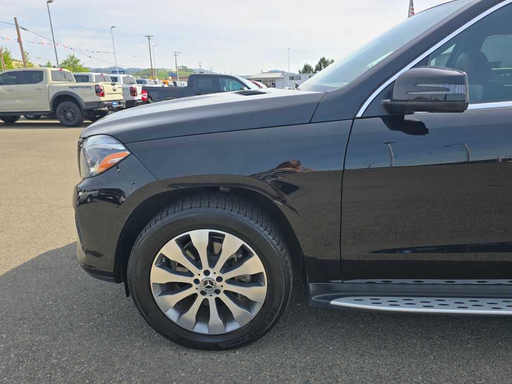 Thumbnail: 2019 Mercedes-Benz GLS - 19