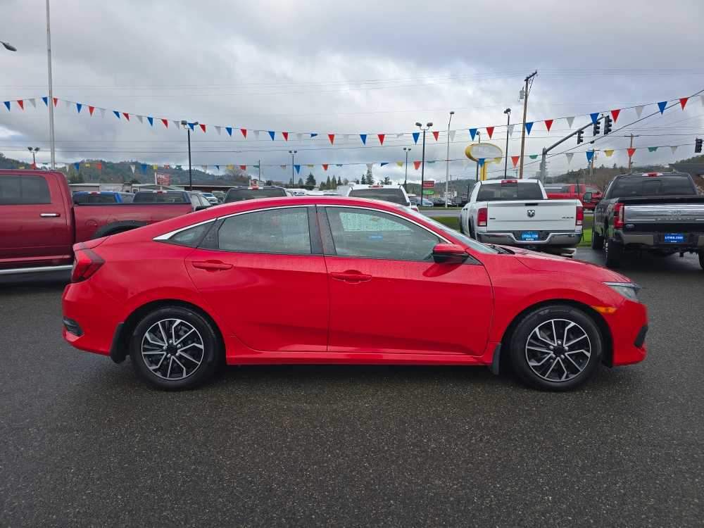 Thumbnail: 2017 Honda Civic - 6