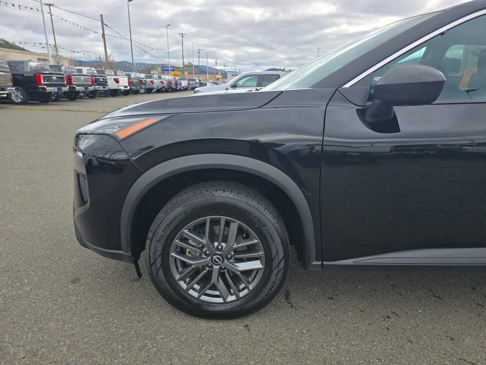 Thumbnail: 2024 Nissan Rogue - 18