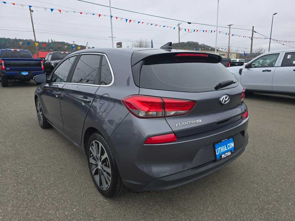 Thumbnail: 2018 Hyundai Elantra - 3