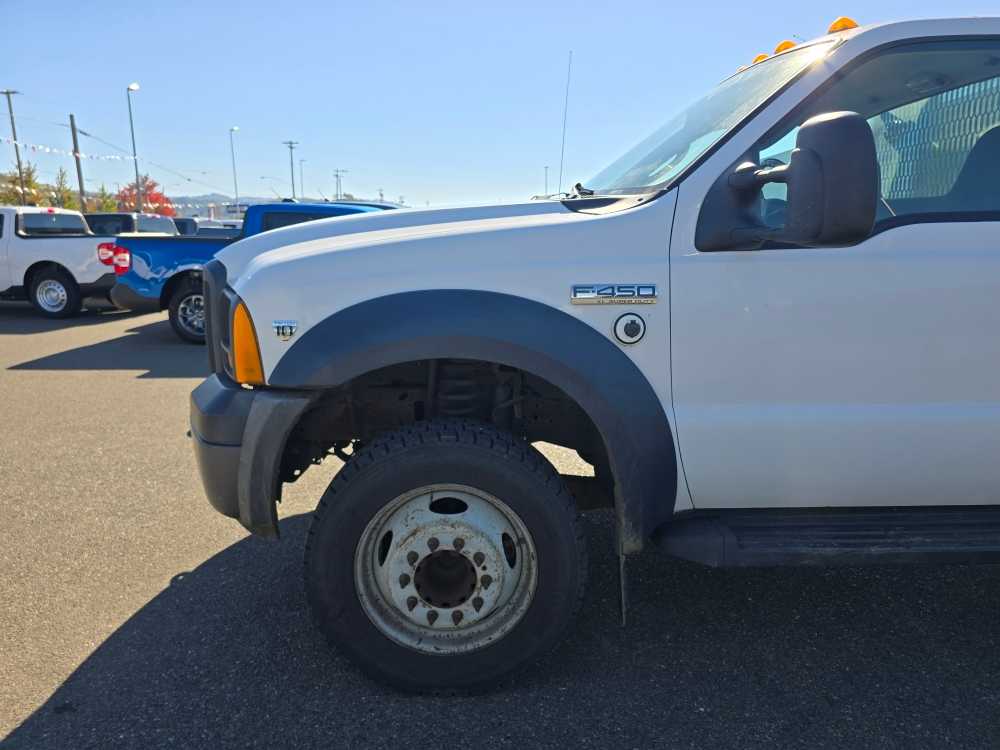 Thumbnail: 2006 Ford F-450 - 18