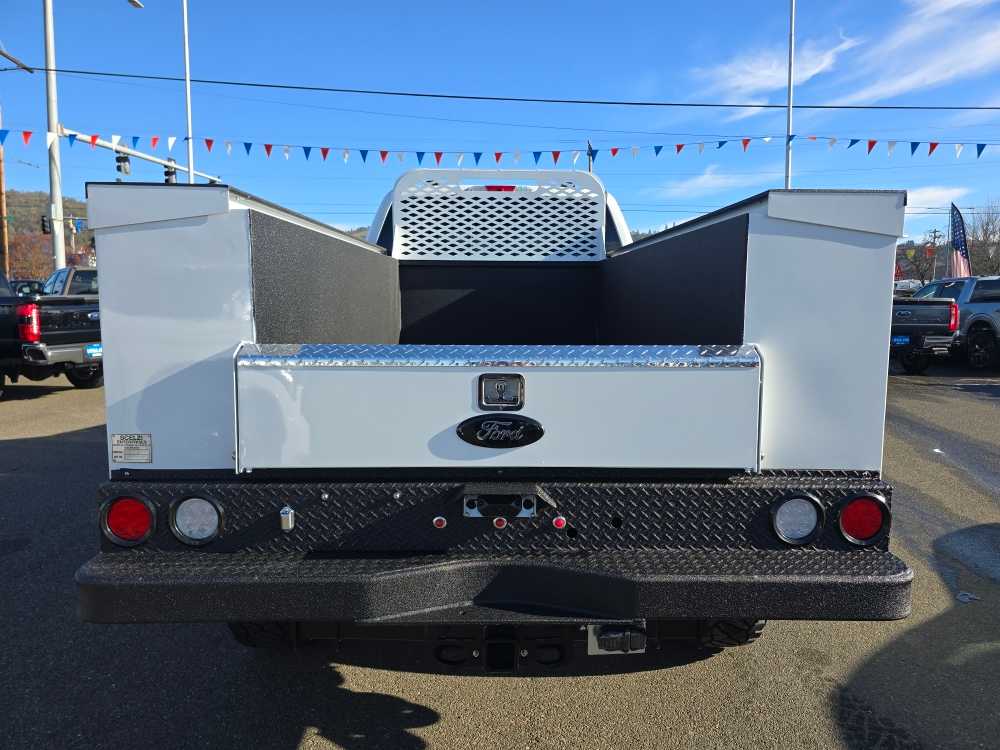 Thumbnail: 2025 Ford F-350 - 5