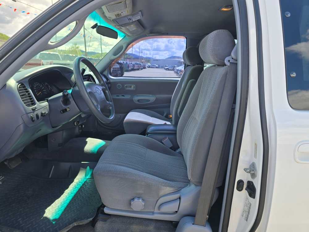Thumbnail: 2000 Toyota Tundra - 9