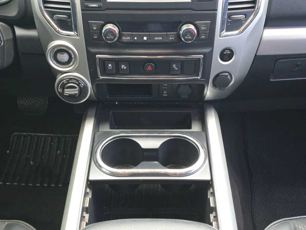 Thumbnail: 2018 Nissan Titan - 13