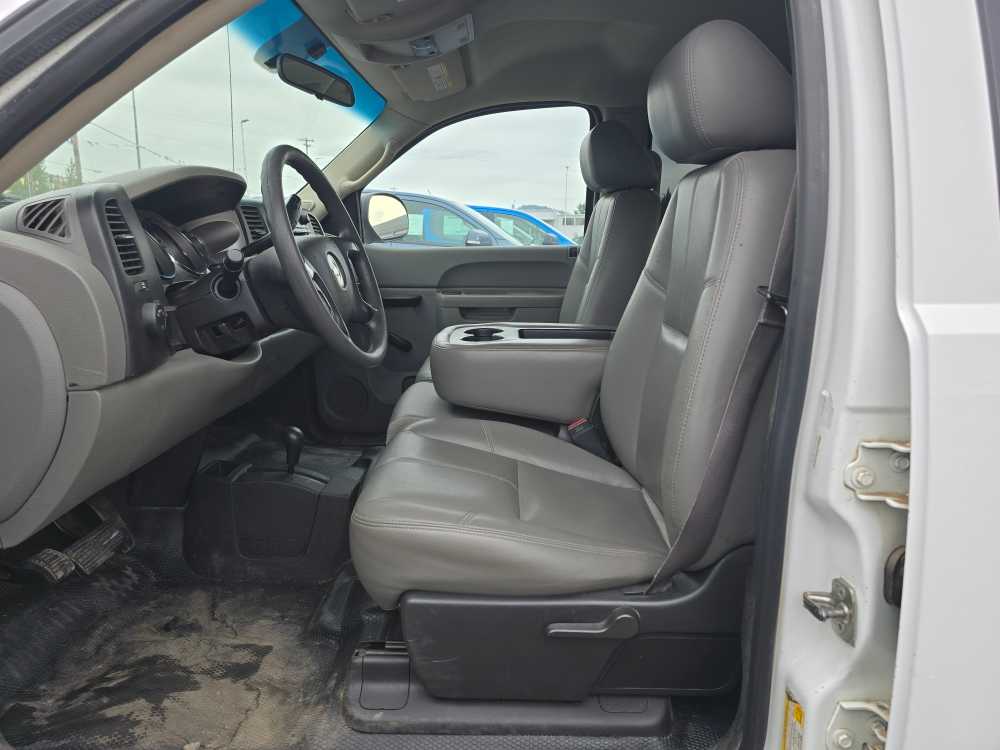 Thumbnail: 2014 Chevrolet Silverado 3500 - 9