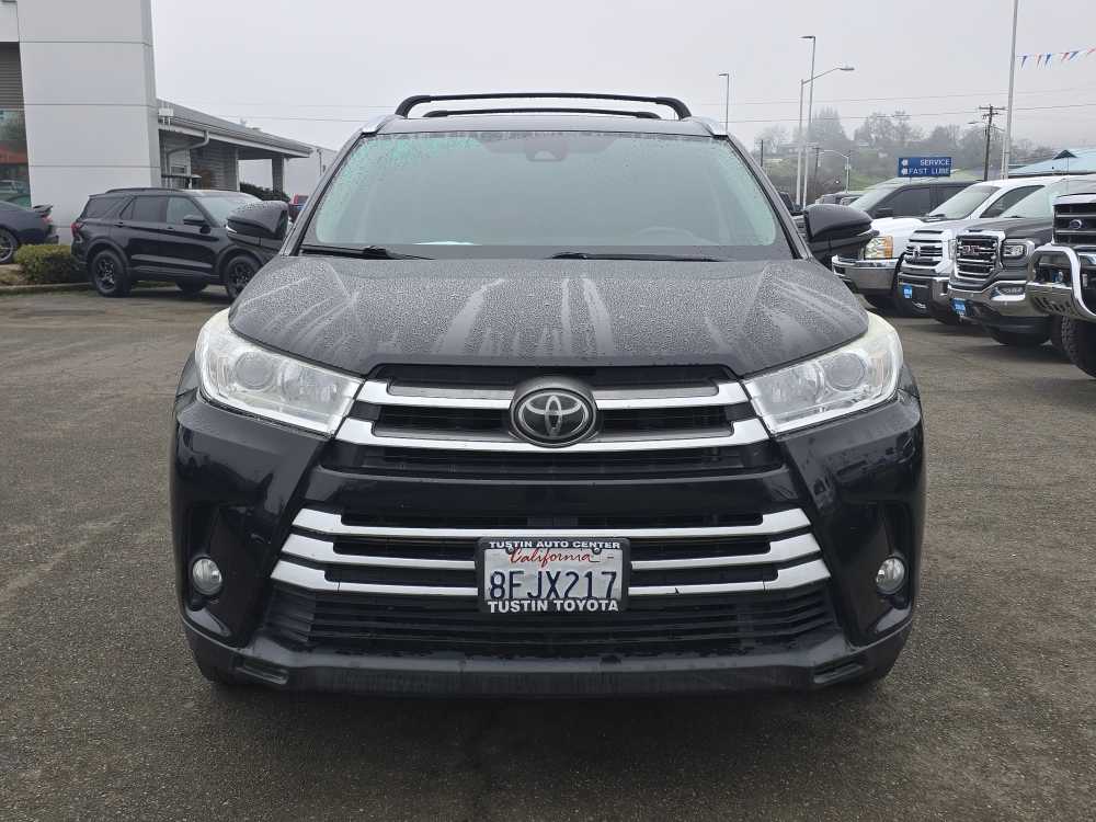 Thumbnail: 2018 Toyota Highlander - 8