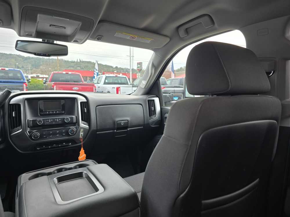 Thumbnail: 2015 Chevrolet Silverado 2500 - 14