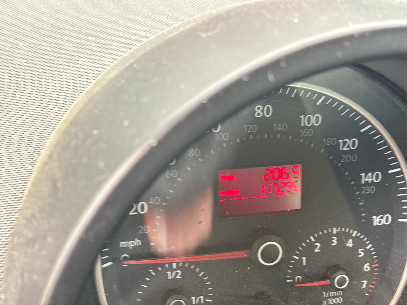 Thumbnail: 2010 Volkswagen New Beetle - 11