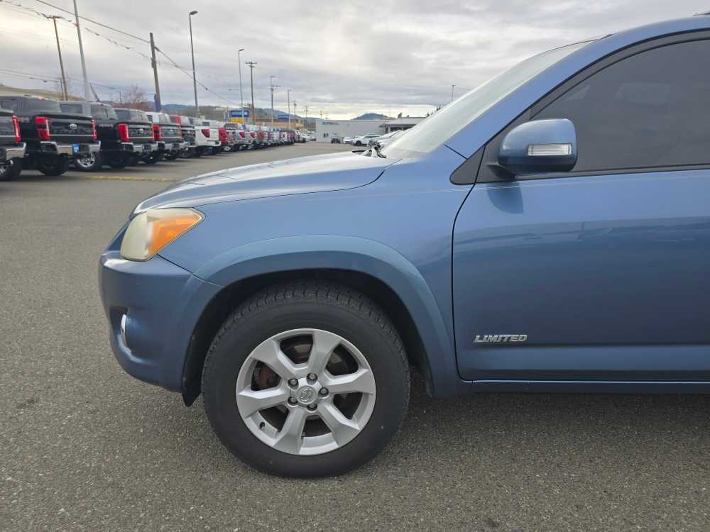 Thumbnail: 2009 Toyota RAV4 - 19