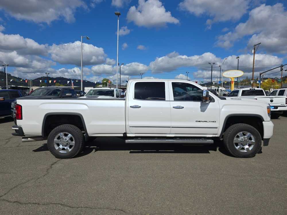 Thumbnail: 2019 GMC Sierra 3500 - 6