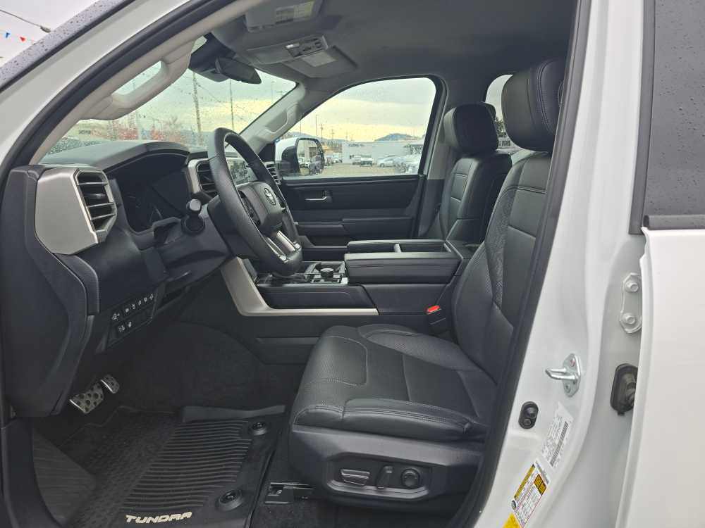 Thumbnail: 2022 Toyota Tundra - 9