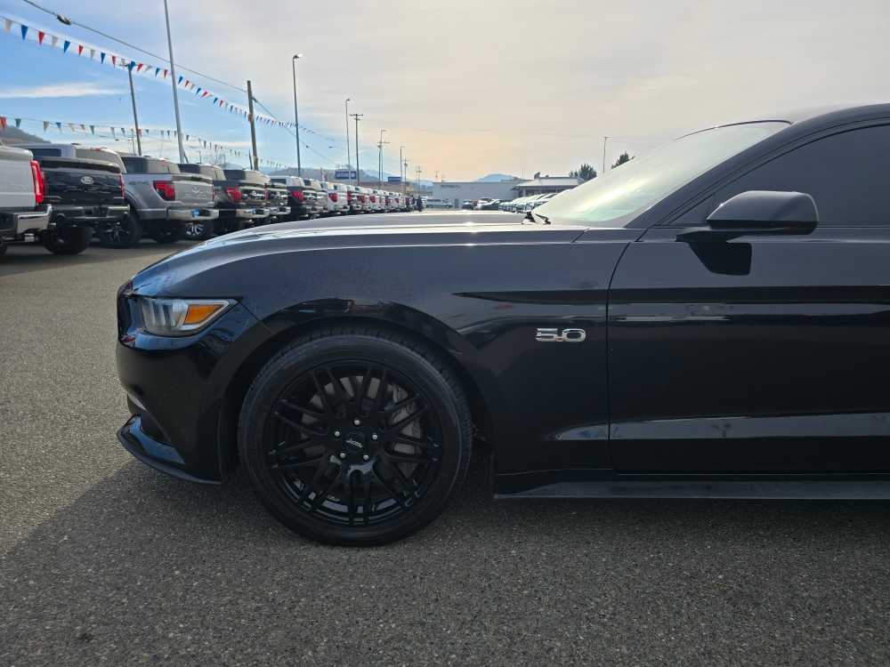 Thumbnail: 2017 Ford Mustang - 18