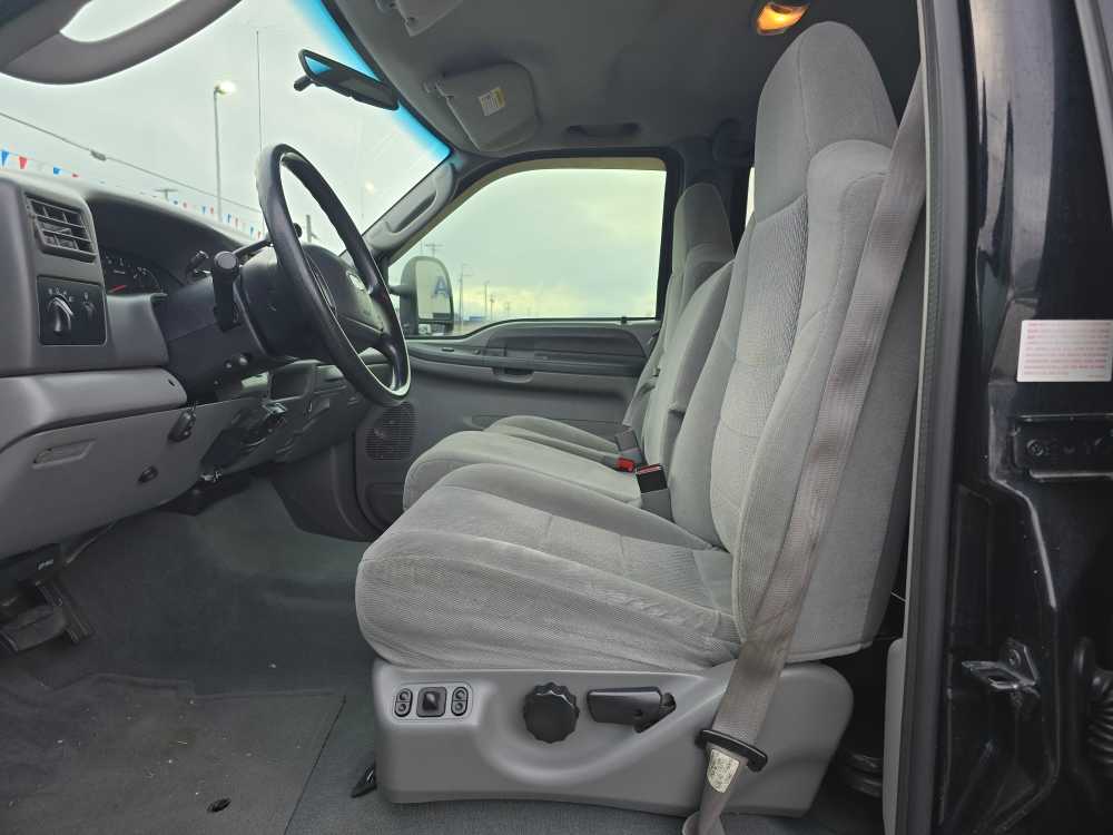 Thumbnail: 2004 Ford F-350 - 10