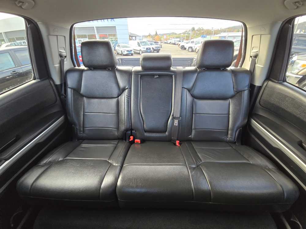 Thumbnail: 2016 Toyota Tundra - 17