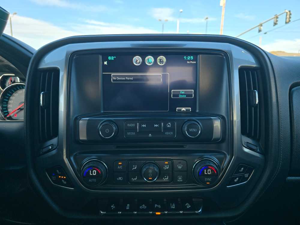 Thumbnail: 2015 Chevrolet Silverado 1500 - 12