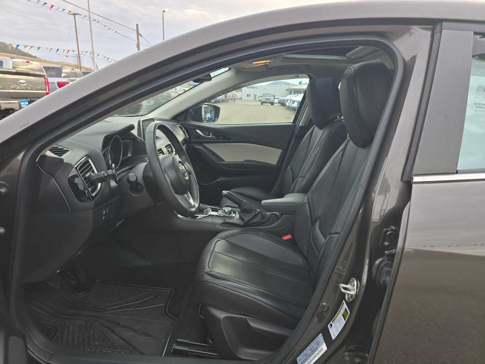 Thumbnail: 2016 Mazda Mazda3 - 9