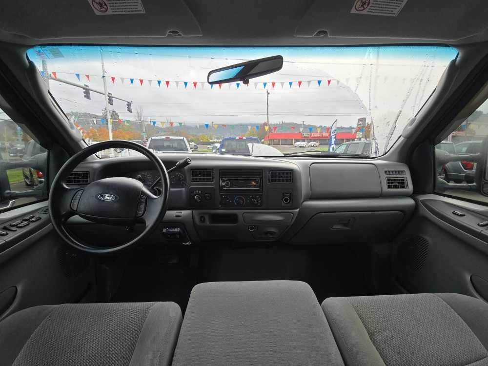 Thumbnail: 2004 Ford F-350 - 16