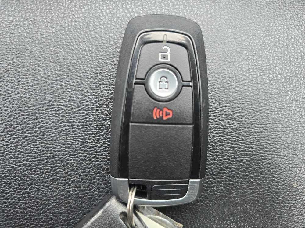 Thumbnail: 2021 Ford EcoSport - 21