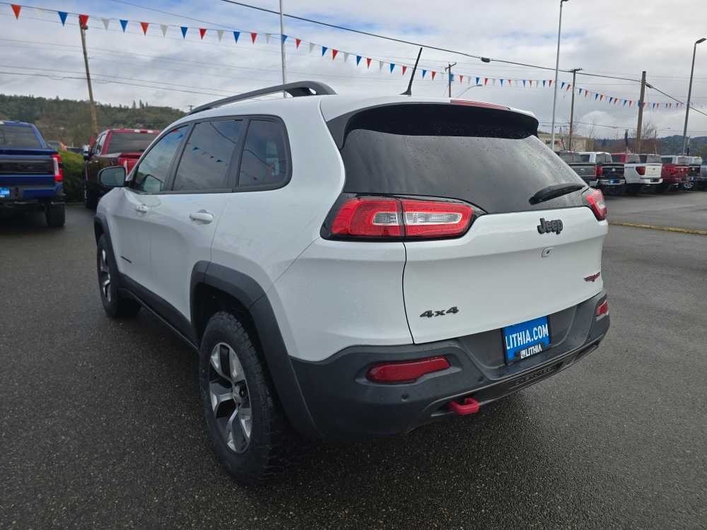 Thumbnail: 2018 Jeep Cherokee - 3