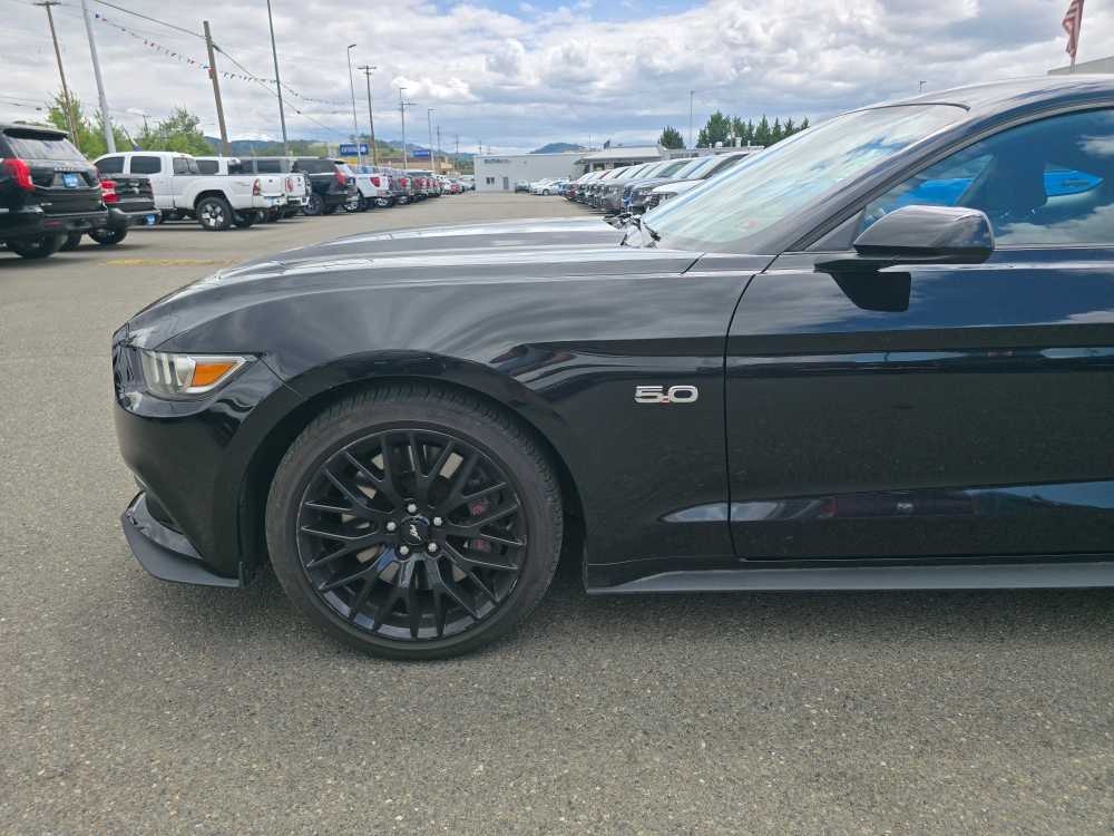 Thumbnail: 2017 Ford Mustang - 13