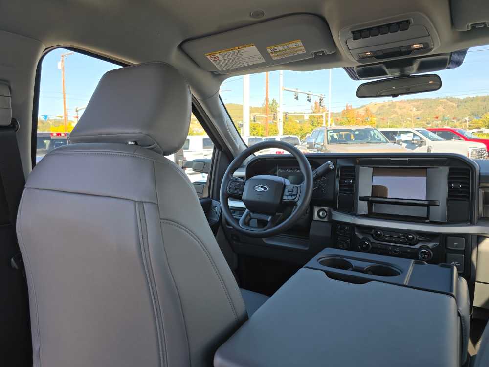 Thumbnail: 2026 Ford F-250 - 10