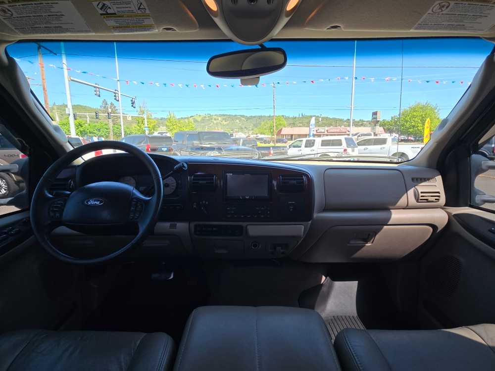 Thumbnail: 2005 Ford F-250 - 16