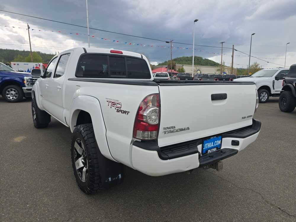 Thumbnail: 2010 Toyota Tacoma - 3