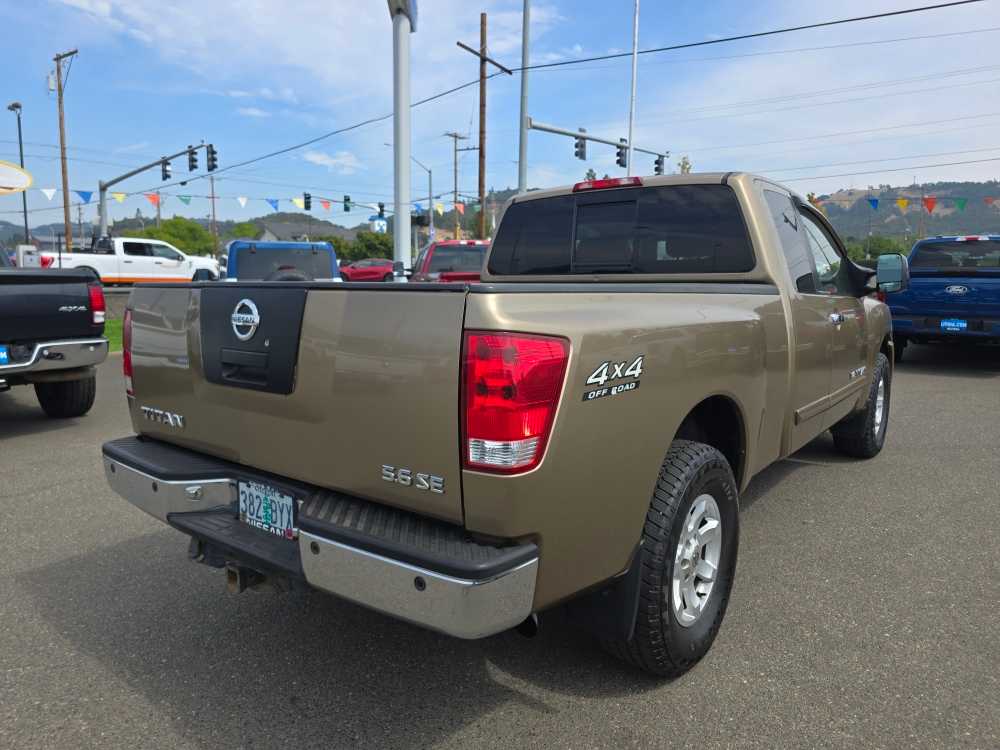 Thumbnail: 2005 Nissan Titan - 3