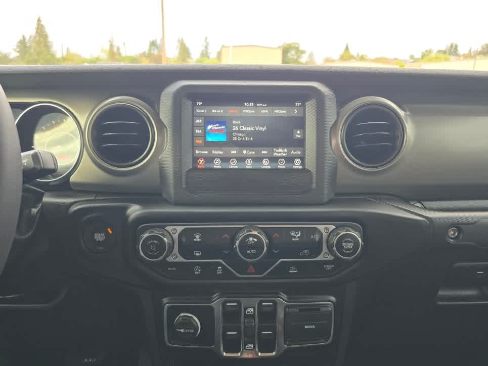 Thumbnail: 2023 Jeep Gladiator - 12