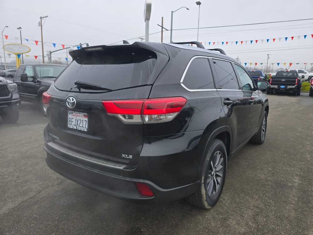 Thumbnail: 2018 Toyota Highlander - 5