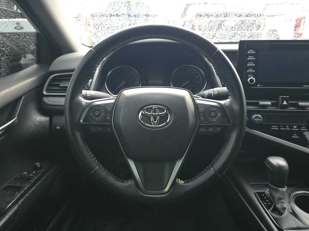 Thumbnail: 2022 Toyota Camry - 11