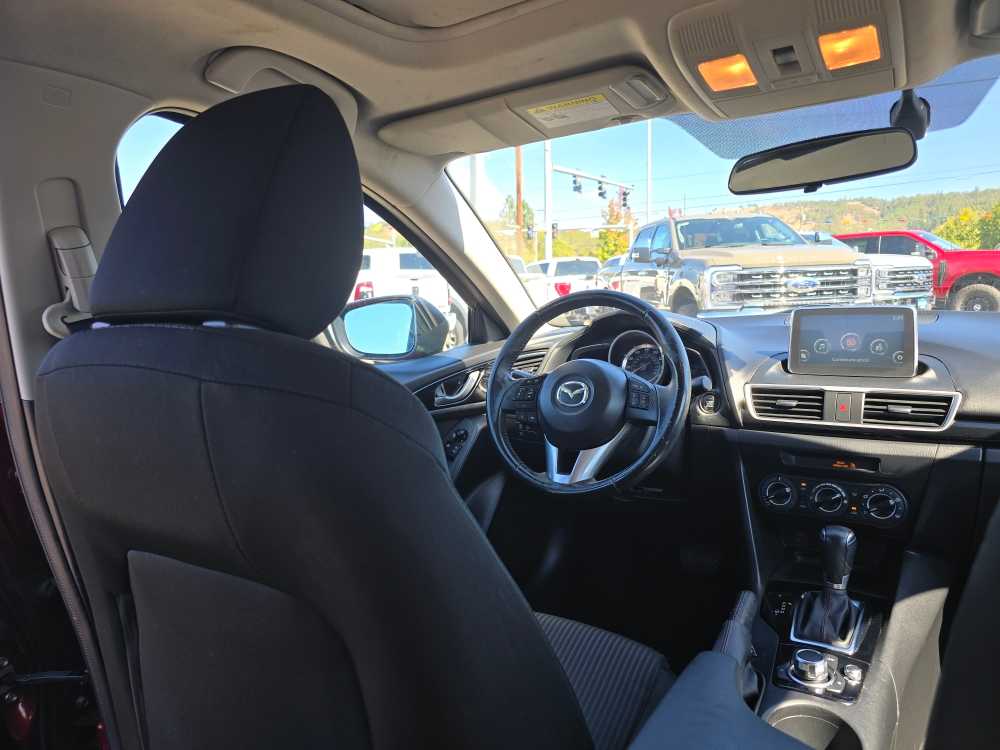 Thumbnail: 2016 Mazda Mazda3 - 10